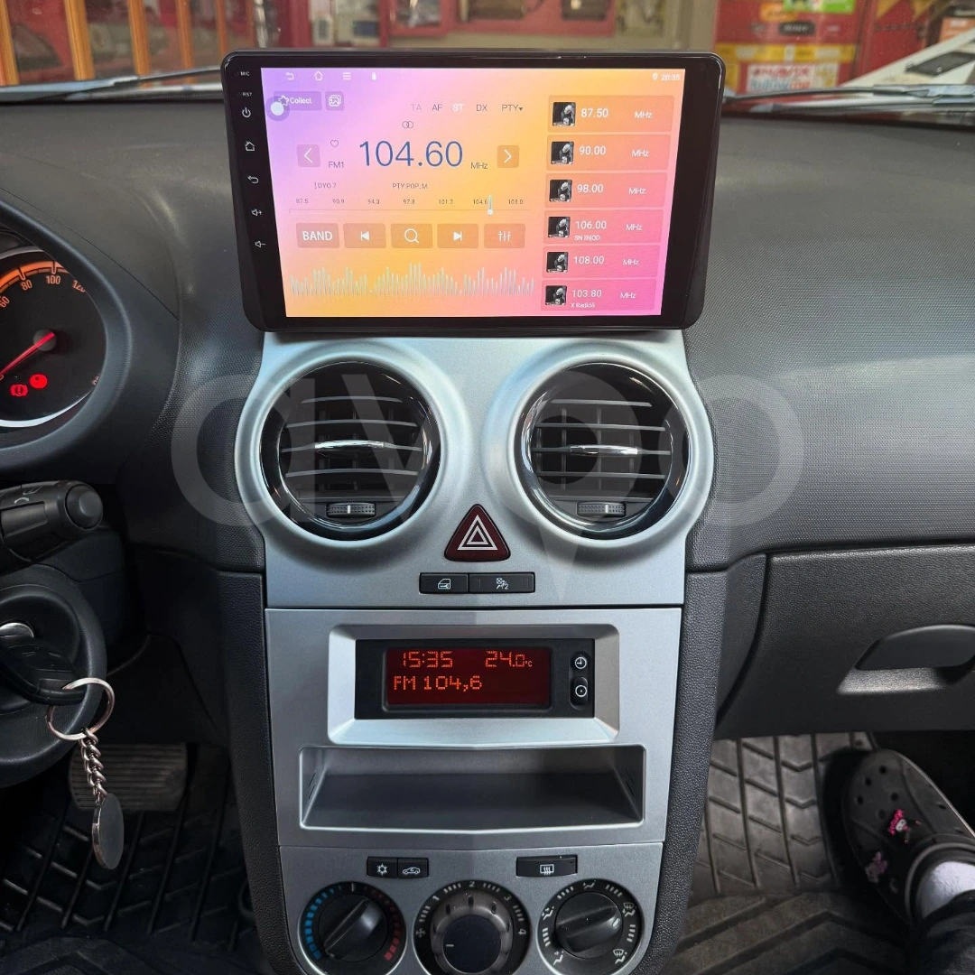 Opel Corsa Android Multimedya Sistemi (2007-2014)