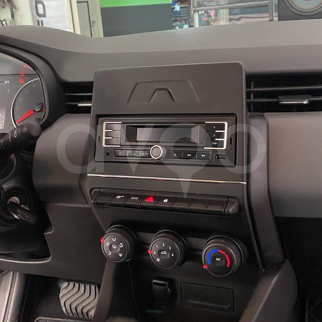Renault Clio Android Tesla Multimedya Sistemi (2020-2025)