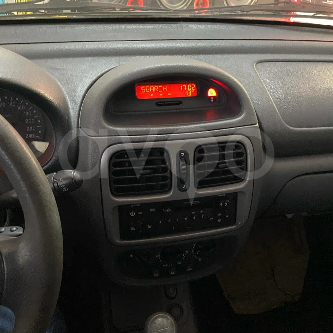 Renault Clio Android Multimedya Sistemi (1999-2006)