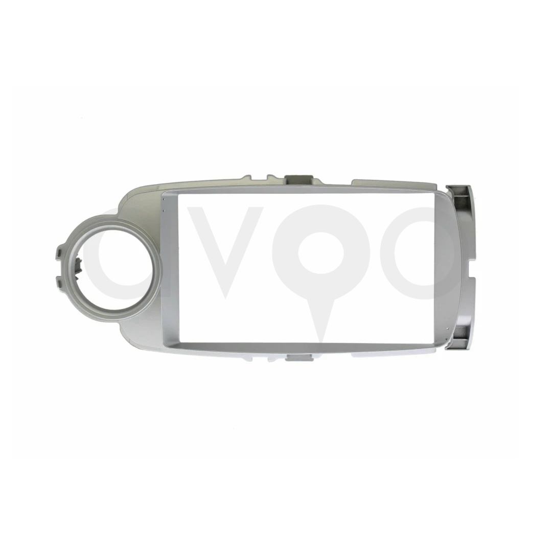 Toyota Yaris 9 İnç 2012-2019 Multimedya Çerçevesi