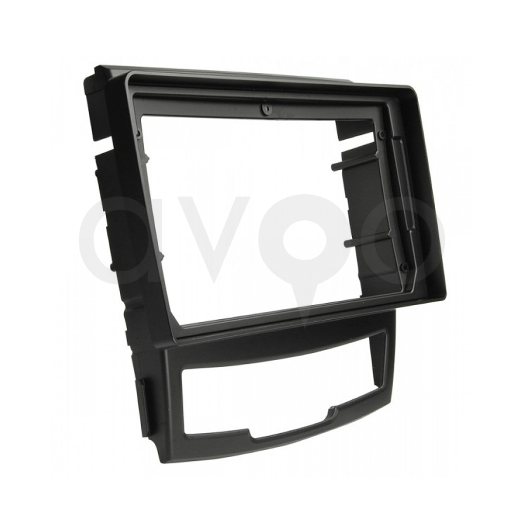 SsangYong Korando 9 İnç 2011-2013 Multimedya Çerçevesi