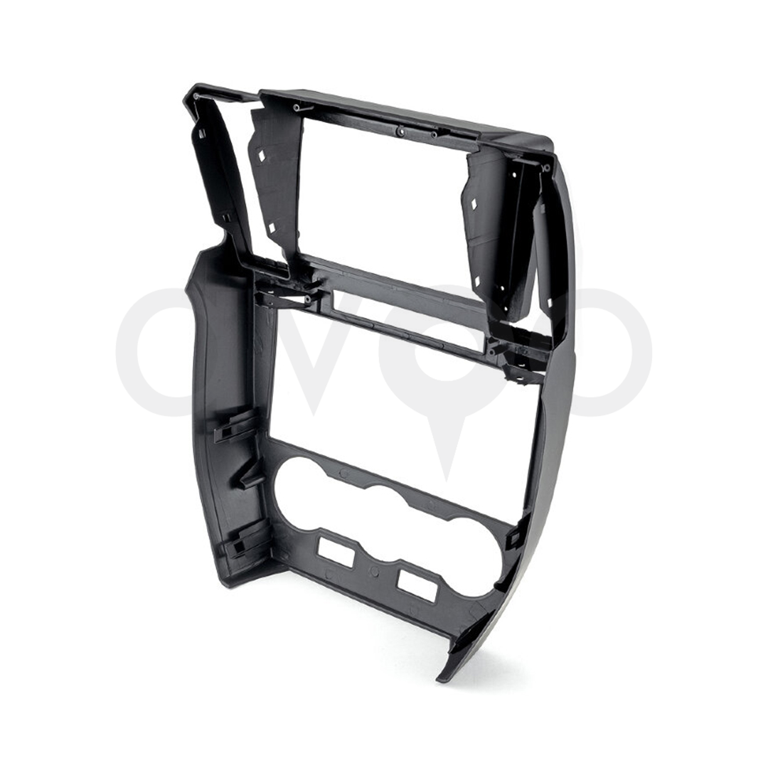 Land Rover Freelander 9 İnç 2007-2013 Multimedya Çerçevesi