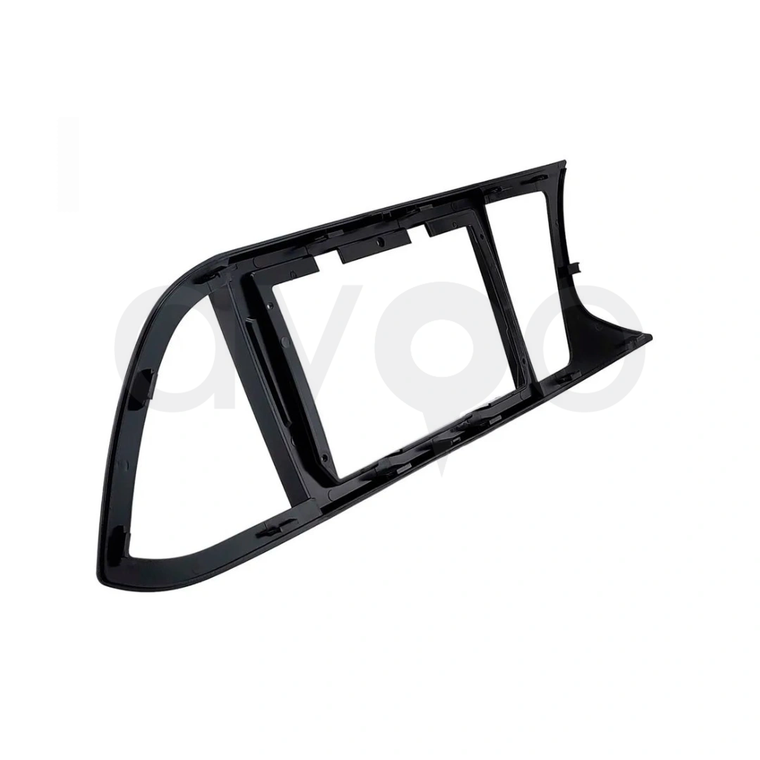 Seat Leon 9 İnç 2013-2020 Multimedya Çerçevesi